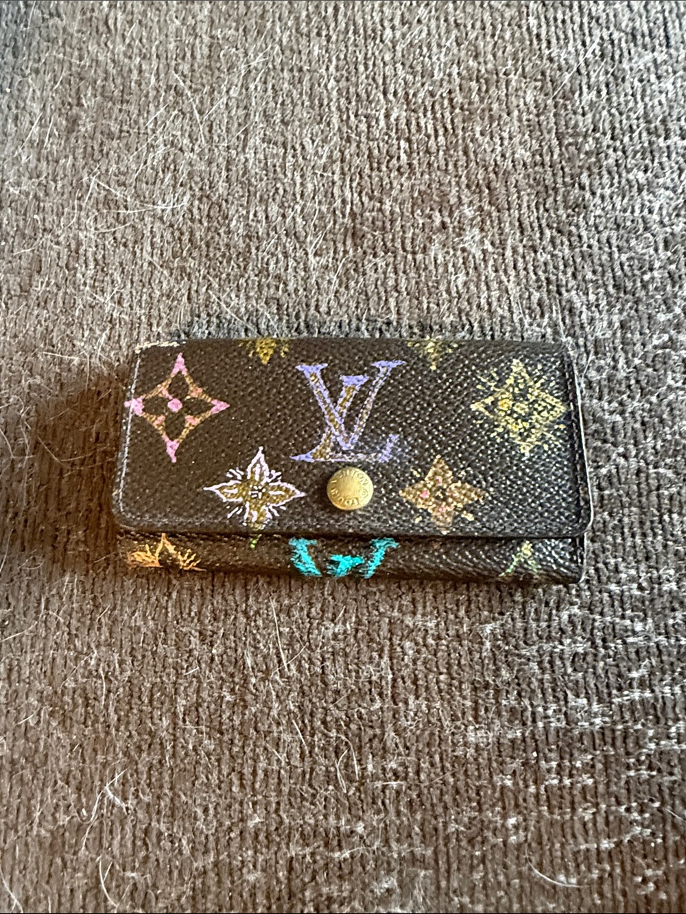 Authentic custom painted Louis Vuitton key ring holder
